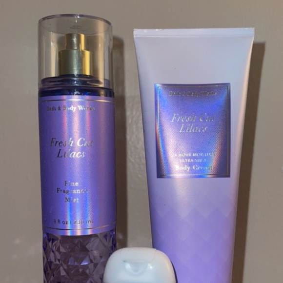 Fresh Cut Lilac Bundle - Picture 2 of 2